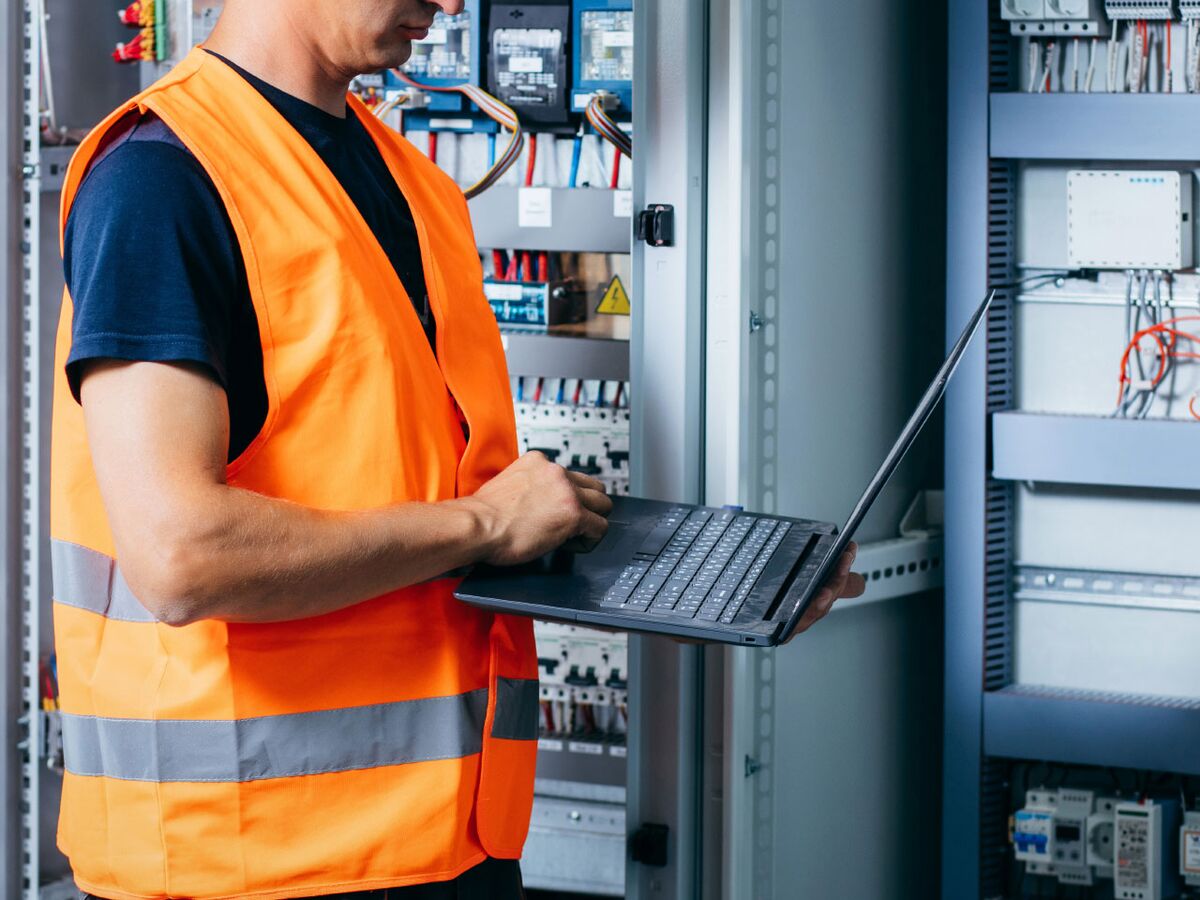 INCOM Kommunikation & Design | Webdesign für Elektrotechnik Tekdemir GmbH in Ingelheim